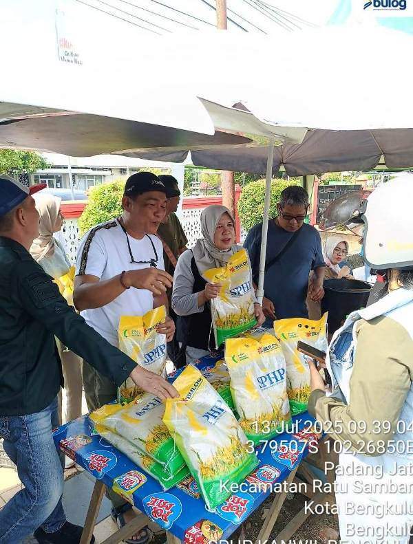  Bulog Pastikan Harga Stabil, 10.419 Ton Beras SPHP Digelontorkan di Bengkulu