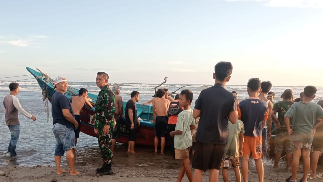 Satgas TMMD Ke-124 Kodim 0408/BS  Komsos dengan Nelayan, Ini Tujuannya