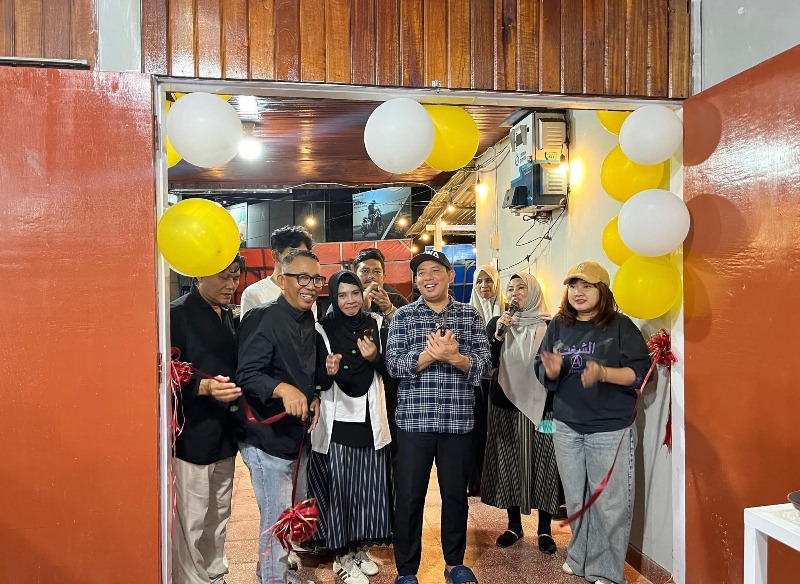 Semoga Untung Berlimpah Ruah, Walikota Resmikan Warung Kopi Agam Paloh Cabang  Medan