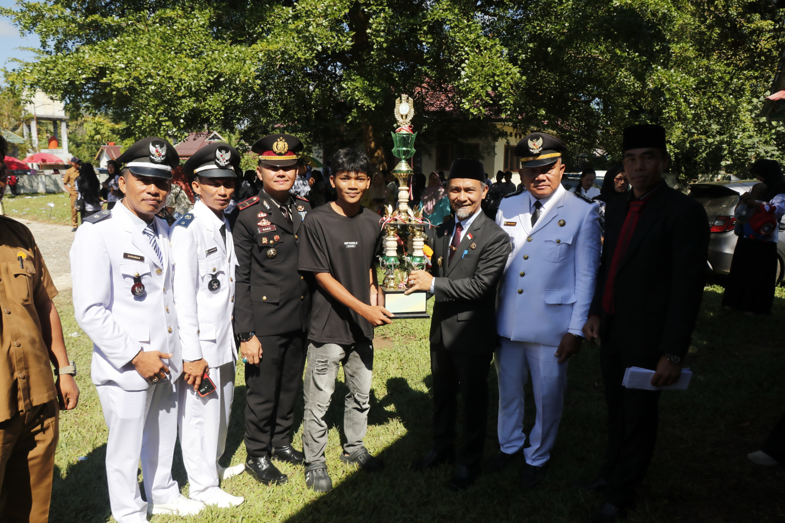 HUT ke - 21 Kecamatan Padang Guci Hulu,Ini Pesan Wakil Bupati Kaur