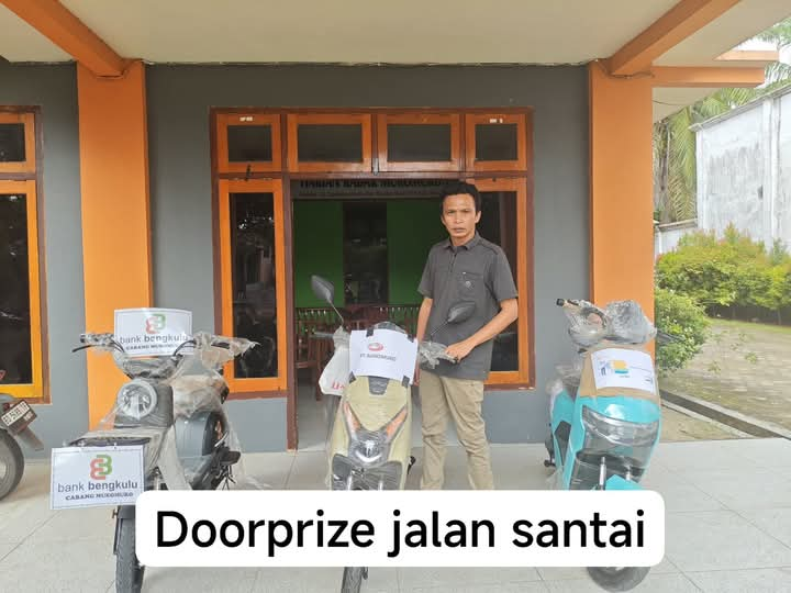 Ratusan Doorprize Jalan Santai HUT Mukomuko, 6 Sepeda Listrik, Kulkas dan Mesin Cuci Menanti yang Beruntung 