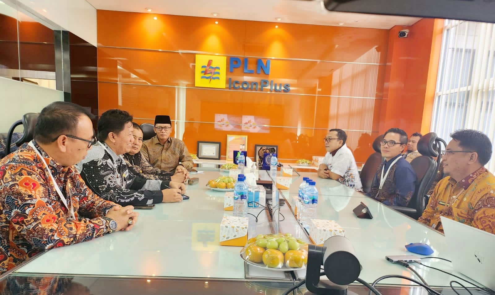 GM PLN Icon Plus, Bupati Kaur Kunjungi Data Center, Dukung Smart City Kabupaten Kaur