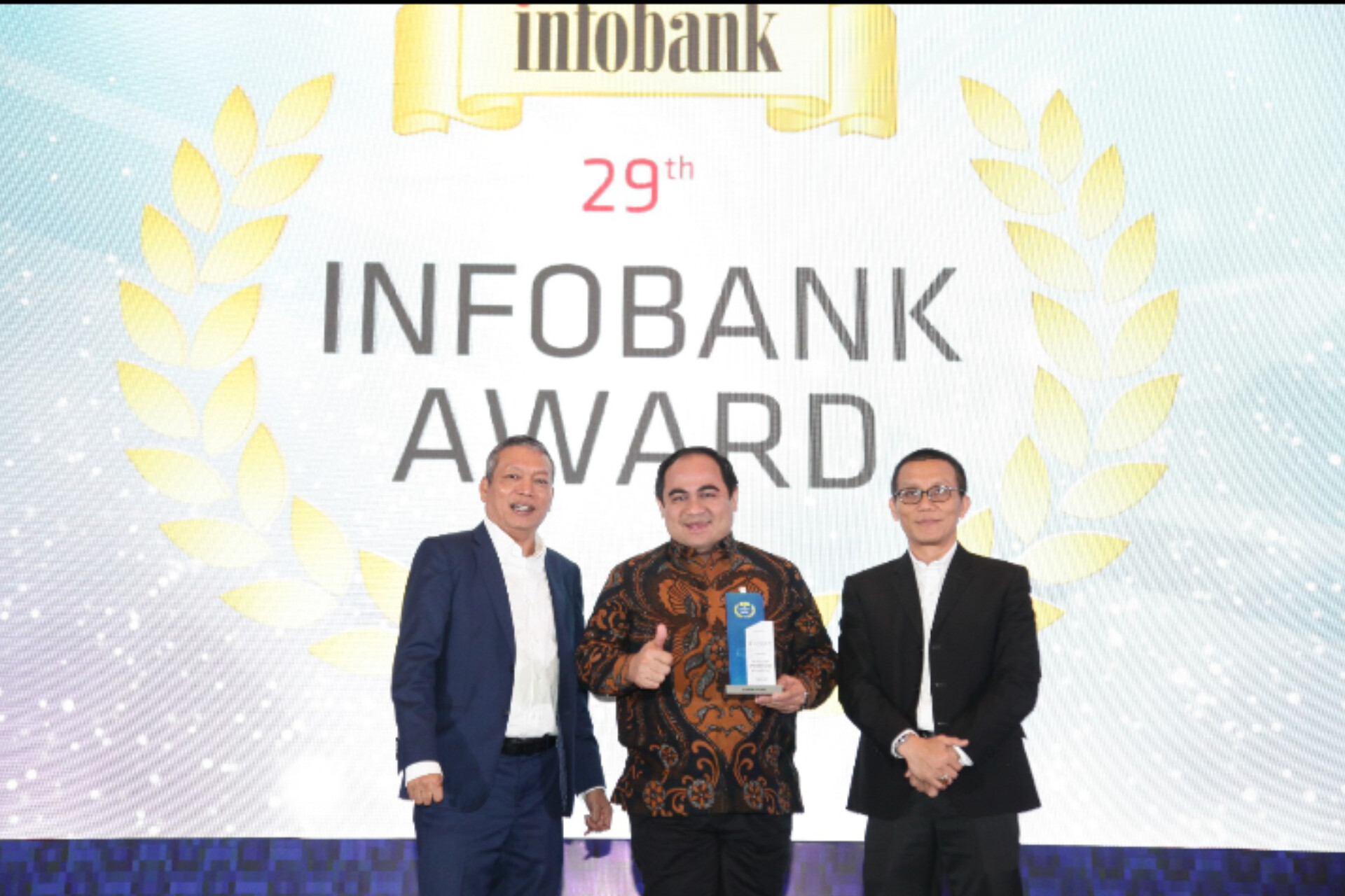 Luar Biasa Sangat Membanggakan! Bank Bengkulu Kembali Raih Penghargaan di Infobank Award 2024