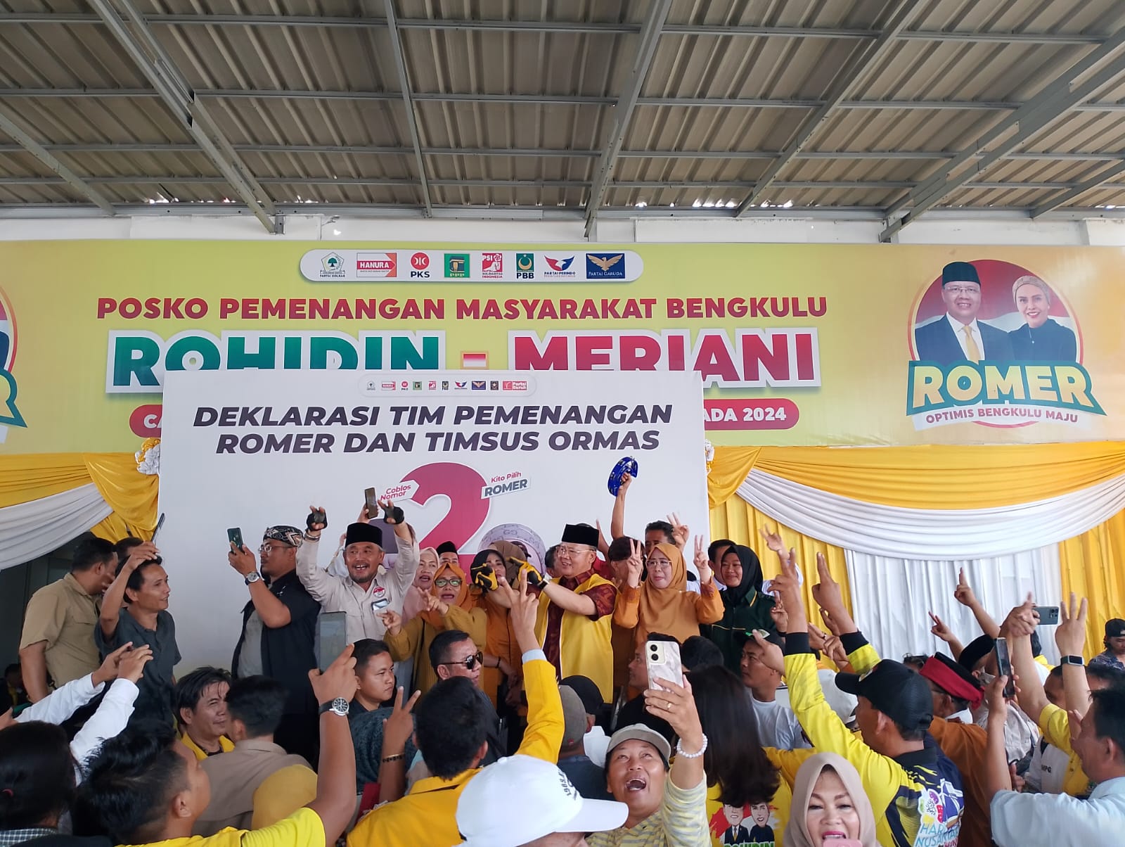 Calon Gubernur Bengkulu Rohidin Optimis Menang di Atas 80 Persen, Bando dan Eni Khairani Masuk Barisan