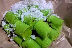 Kue Putu Uap Tradisional di Trenggalek yang Melegenda