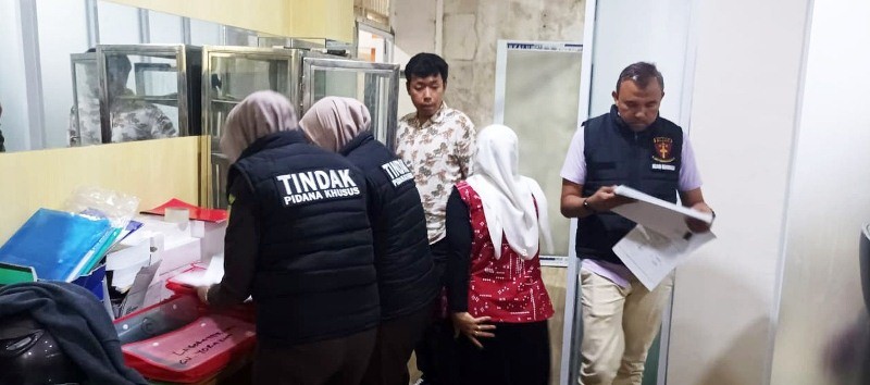 Sita Dokumen dan Kendaraan,  Kejari Usut Dugaan Korupsi Labkesda 