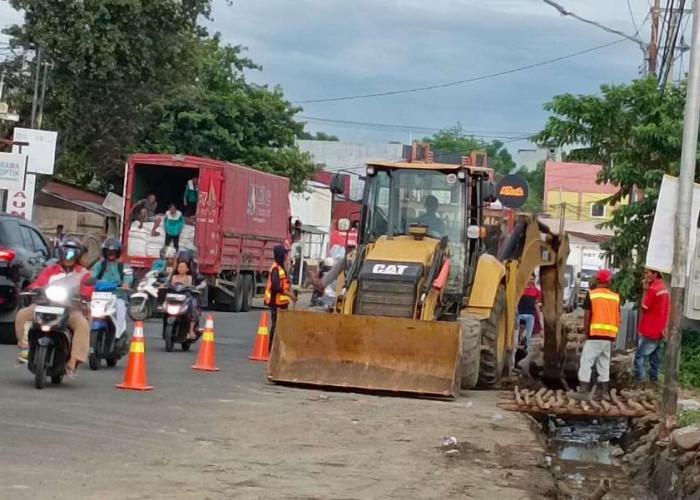  Proyek Perbaikan Drainase di Jalan Danau Kota Bengkulu Dikerjakan Oleh PUPR Provinsi, Bukan PUPR Kota