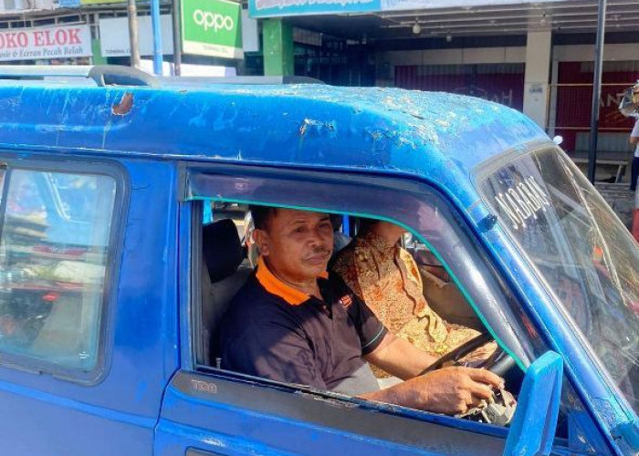  Jadi Sopir Angkot Sejak 1990, Pak Baban  Akui Penghasilan Kini Semakin Sulit
