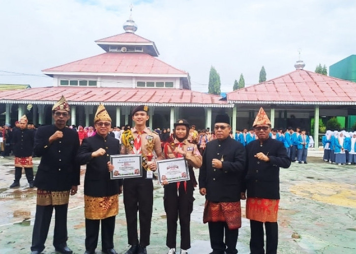  MTs Negeri 1   Kota Bengkulu Raih Kontingen Teranggun dalam Perkemahan Pramuka Madrasah Nasional