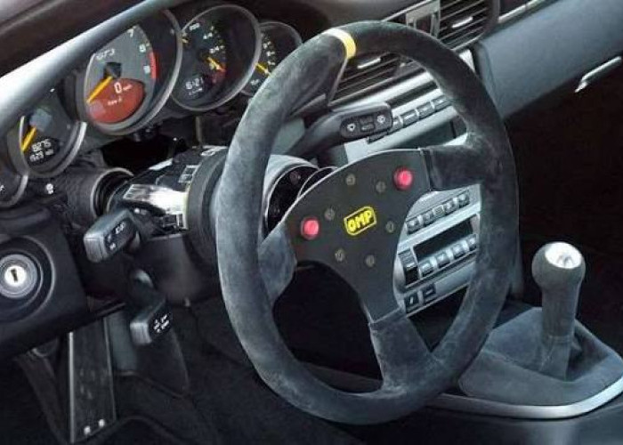 Penyebab Stir Mobil Terasa Oblique (Tidak Lurus)