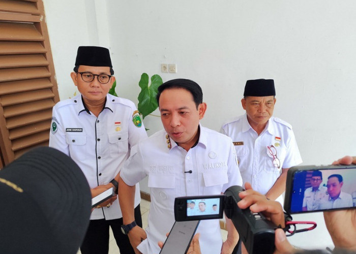 Walikota  Berikan  Pelayanan Tanpa Batas ke Warga Bengkulu
