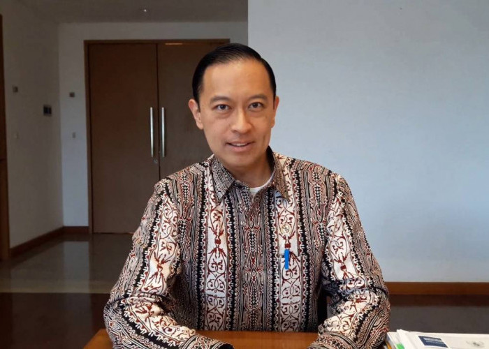 Mantan Menteri Perdagangan, Tom Lembong Ditetapkan Sebagai Tersangka Impor Gula dan Ditahan