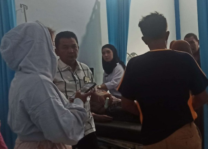 Perahu Nelayan   Bengkulu Tengah Terbalik Diterjang Ombak, 1 Meninggal dan 2 Selamat