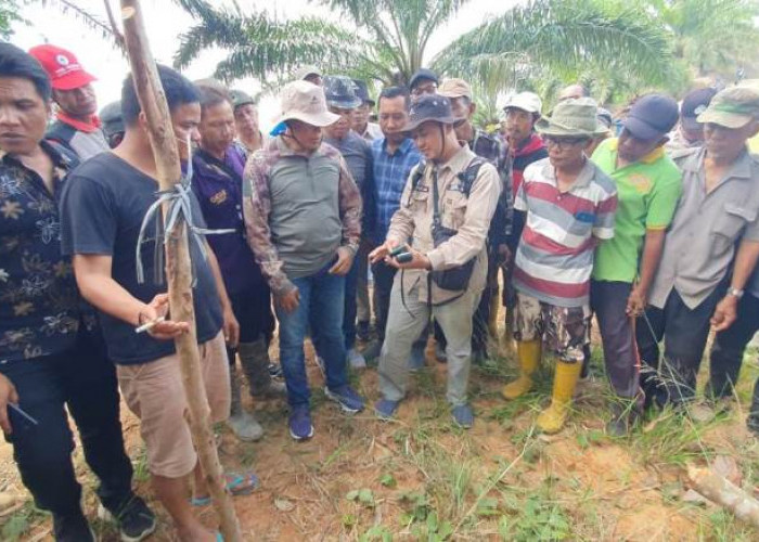 Bupati Gusnan Tinjau Lokasi Tapal Batas Wilayah Bengkulu Selatan - Kaur yang Bermasalah