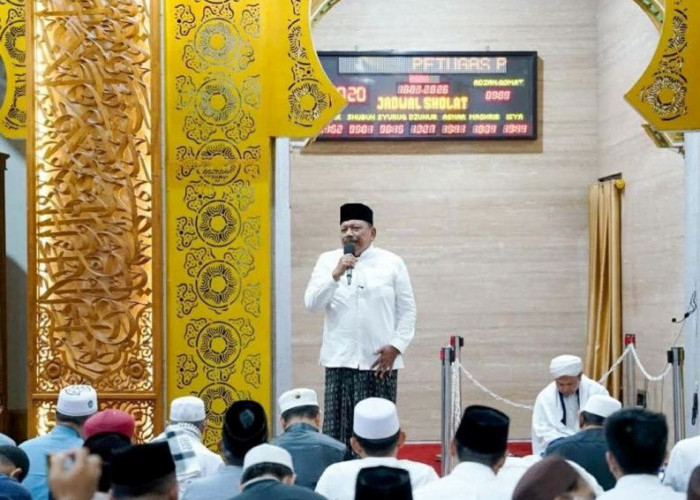  Tarawih Perdana, Wakil Gubernur Mian Ajak OPD Kompak Bantu Rakyat