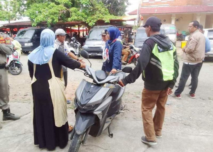 Ini Dia Tanda-Tanda Petugas  Parkir yang Resmi di Bengkulu Selatan