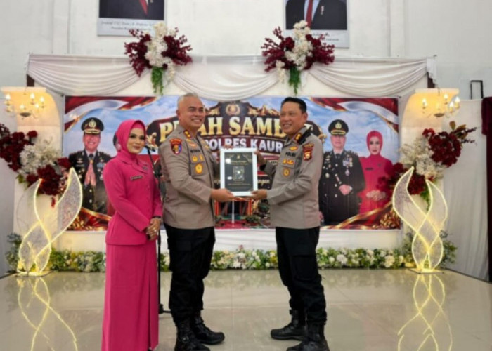 Haru Iringi Pergantian Kapolres Kaur, Tongkat Komando Beralih dari AKBP Alam Bawono kepada AKBP Wiwin Syamsul 