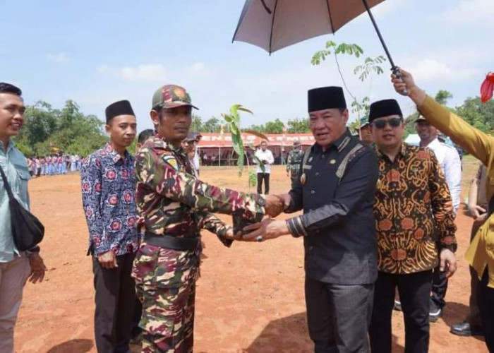 Seluma ALAP Bukan Hanya Jargon, Tentara Manunggal Membangun Desa di Talang Sebaris Buka Jalan