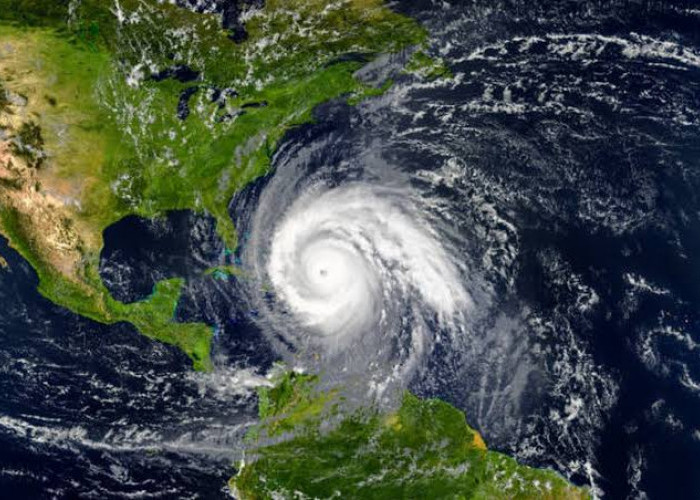 Mengenal Badai Siklon Tropis: Ancaman Cuaca Ekstrem yang Tetap Berdampak ke Indonesia