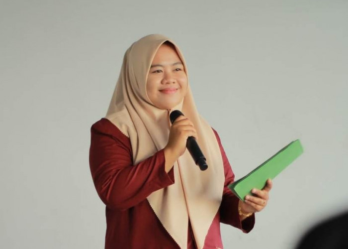 Sambil Kuliah, Mahasiswi UINFAS Bengkulu  Produksi Kerupuk Seblak Demi Penuhi Kebutuhan Pendidikan