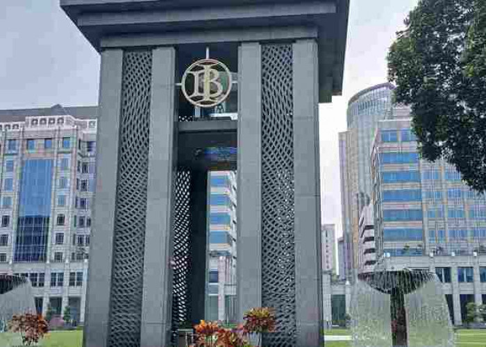  Bank Indonesia Perkuat Intervensi Pasar, Dolar AS Tembus di Angka Rp 18.000