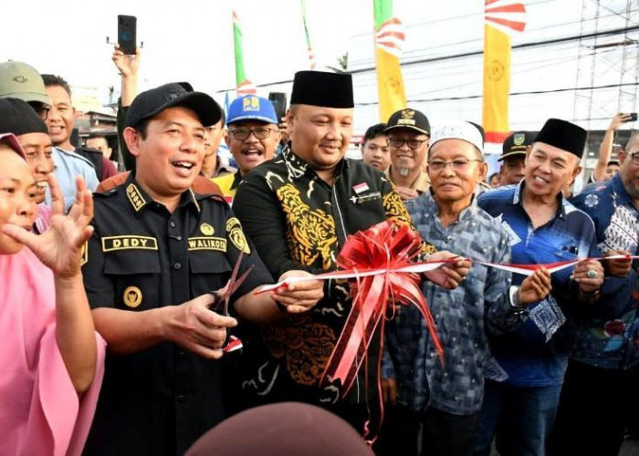 Pemakaian Jembatan Air Cugung Patil Diresmikan Walikota, Warga Langsung Bahagia