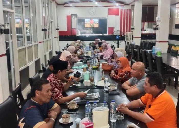  Lestarikan Budaya di Rantau, Bundo Kanduang DPW IKM Bengkulu Gelar Tradisi Bararak Bendi dan Makan Basaprah