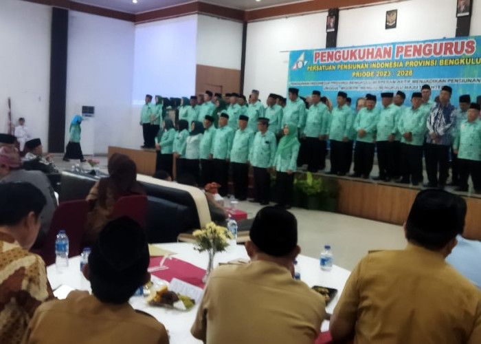 Segera Konsolidasi, Gubernur Rohidin Kukuhkan Pengurus PPI Provinsi Bengkulu