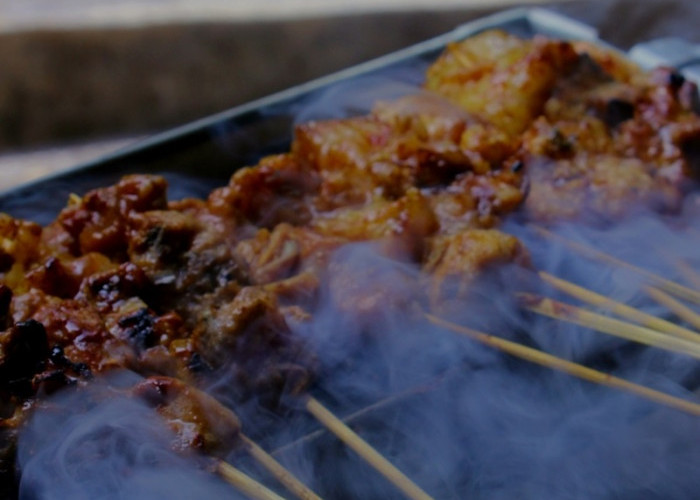  Begini Trik Membakar Sate Kambing Agar Dagingnya Empuk dan Juicy