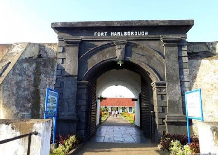 Menyingkap Elegansi Fort Marlborough: Jejak Inggris di Pesisir Sumatera