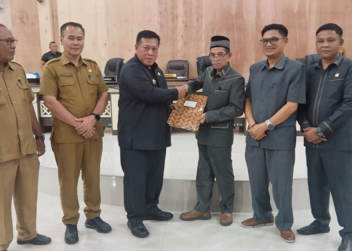 Tok, DPRD Mukomuko Sahkan APBD-P 2025 Lebih Cepat, Ketua: Demi Kepentingan Rakyat