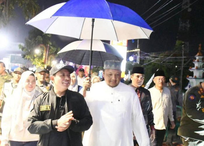 Antusias, Ribuan Warga Padati Belungguk Point  Meski Tanpa Pesta Kembang Api