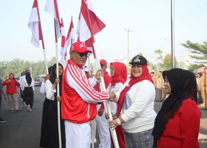 Agenda Nasional, Bengkulu Tengah Dukung Gerakan Pembagian   10 Juta Bendera Merah Putih