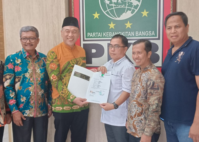 Ratusan Simpatisan Siap Temani Dani Hamdani-Sukatno ke KPU Kota Bengkulu pada Rabu 28 Agustus 2024