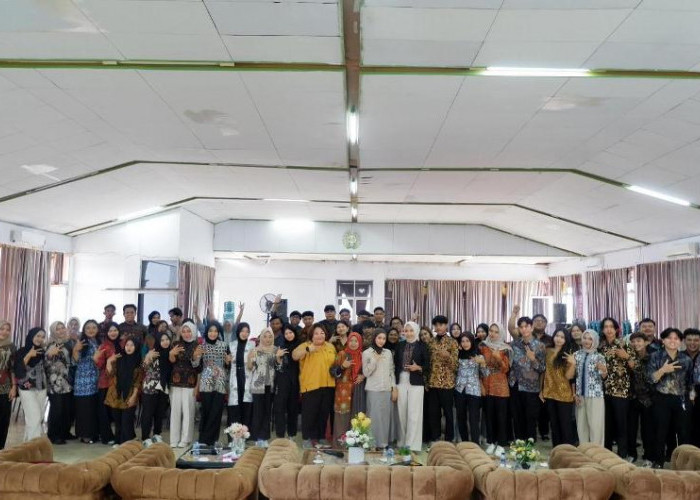  Unived Lepas 85 Mahasiswa Untuk  PKL dan  Magang Berdampak,    Siap Cetak Praktisi Komunikasi Andal