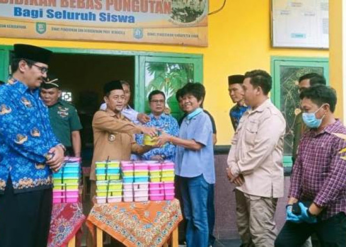 Sasar 469 Murid,  Launching Makan Bergizi Gratis di Kabupaten  Kaur Sukses