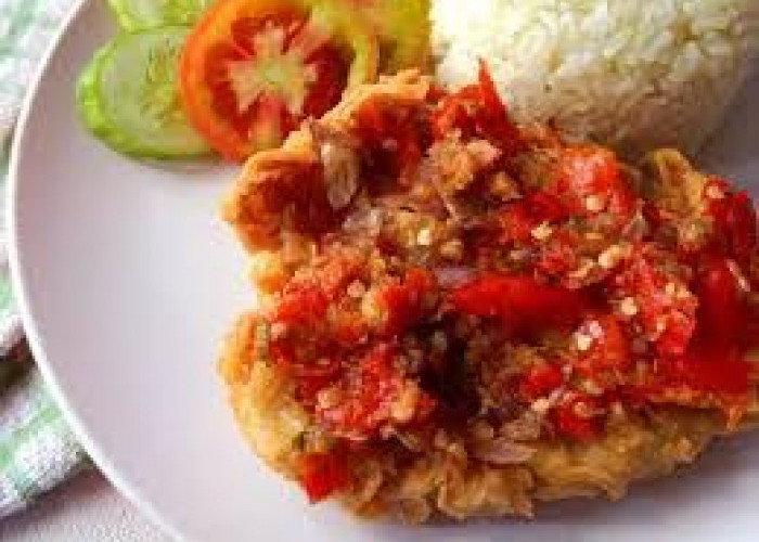 Warung Ayam Geprek Amie, Kuliner khas Mojokerto dengan Sajian yang Sederhana tapi Nikmat Menjadi Favorit