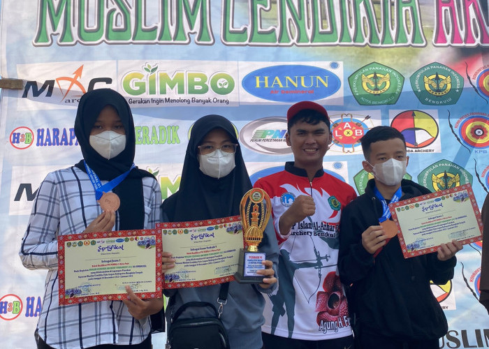 Bangga, Tiga Siswa SMP Al-Azhar 52 Bengkulu  Sabet Juara Panahan se-Sumbagsel 