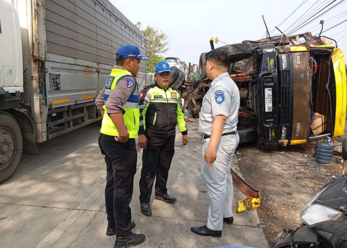  Santunan Korban Kecelakaan Bus Vs Truk di Jalur Pantura Kabupaten Pati Jawa Tengah Dijamin Jasa Raharja