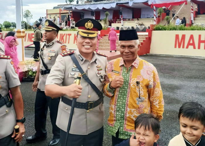 Asisten I Setda Kabupaten Kaur Hadiri Pelantikan Siswa   SPN Bukit Kaba