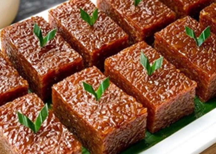  Ini Cara Mudah Membuat Wajik Gula Merah yang Legit