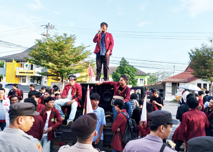Mahasiswa Kecewa Tidak Bertemu Anggota DPRD Provinsi Bengkulu yang Lagi Dinas Luar, Ini 9 Tuntutan