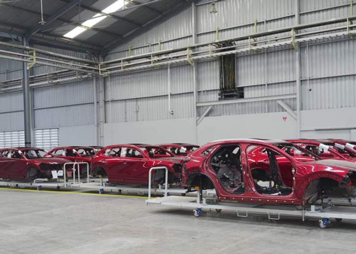 Produksi Tembus 10 Ribu Unit Setahun, Mazda CX-30 Jadi Model Rakitan Lokal Pertama di Mazda Indonesia Plant