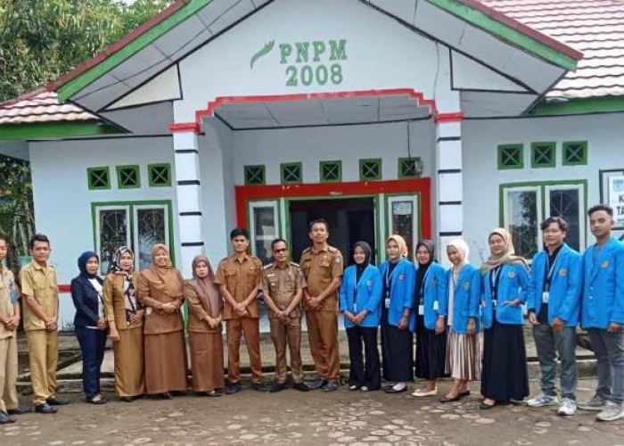 Camat Tanjung Agung Palik  Apel Pagi Bersama di Desa Tanjung Agung