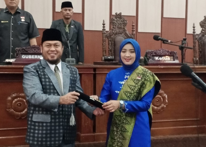 Perempuan Mengisi Parlemen: Husnul Khotimah dan Makna Representasi di DPRD Kota Bengkulu