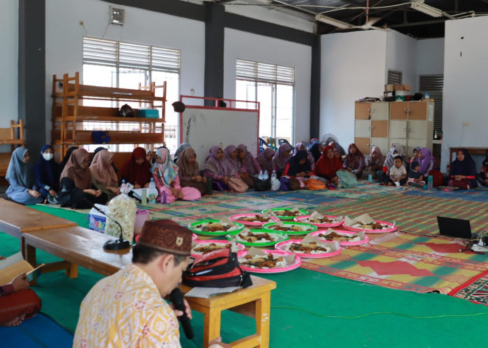 Rutin, Mengharap Keberkahan  Allah SWT, Yayasan Jâ-alHaq Gelar Manaqiban Syeikh Abdul Qadir Al-Jailani