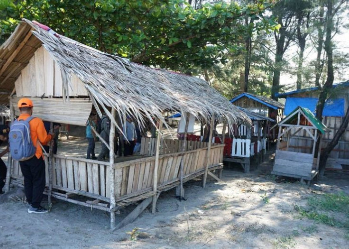 Kawasan Pantai Panjang Bengkulu Mulai Ditata, Pondok Tak Layak Pakai Ditertibkan