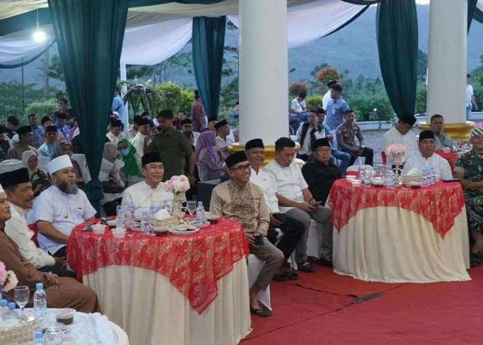  Buka Puasa Bersama di Kepahiang, Helmi Hasan: Hasil Pembangunan Sudah Dirasakan Masyarakat