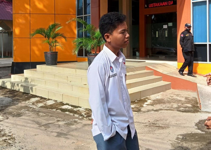 Nyaman dan Tentram Membuat Siswa SMK 4 Kota Bengkulu Tak Ingin Keluar dari Perpustakaan Provinsi Bengkulu