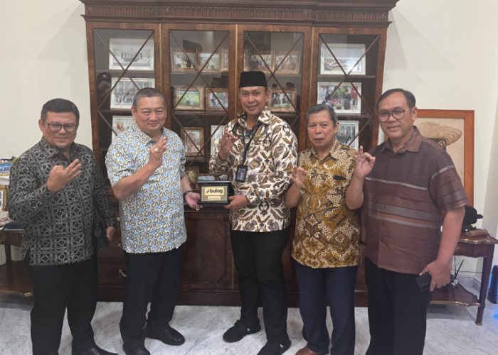Permintaan Sarawak Capai 200 Ribu Ton,   Beras Indonesia Mulai Masuk Malaysia